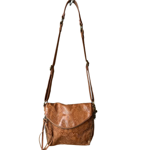 The SAK Women’s Silverlake Leather Crossbody Bag - Picture 1 of 16